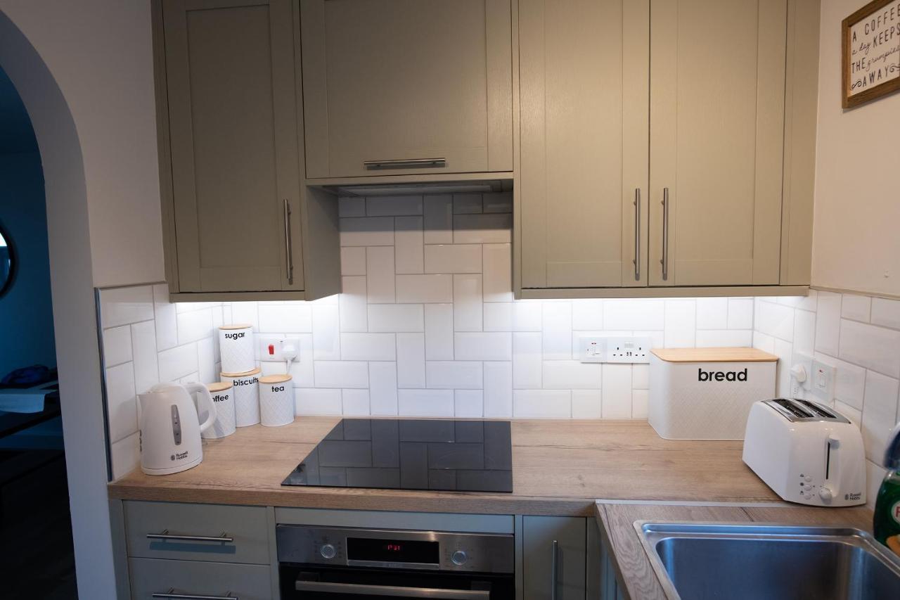 Dorset Stylish Apartment Poole Dış mekan fotoğraf