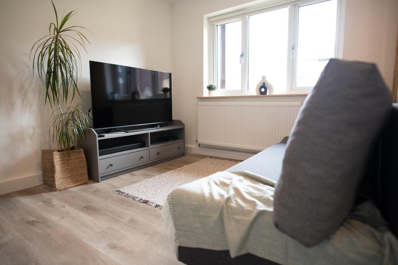 Dorset Stylish Apartment Poole Dış mekan fotoğraf