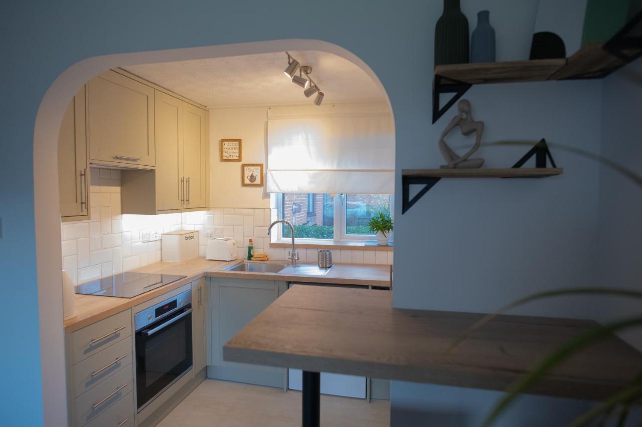 Dorset Stylish Apartment Poole Dış mekan fotoğraf